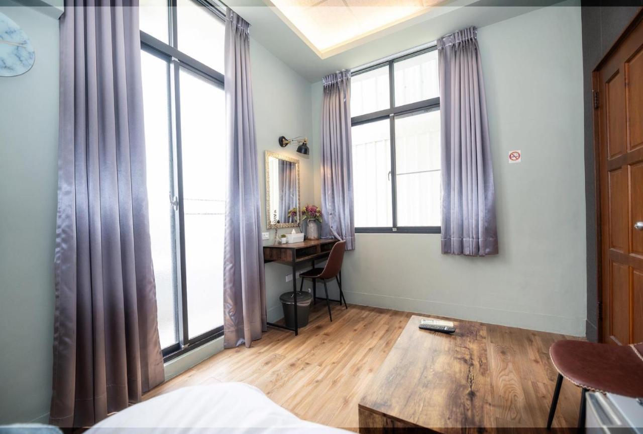 日光艾宅 Tainan Buitenkant foto